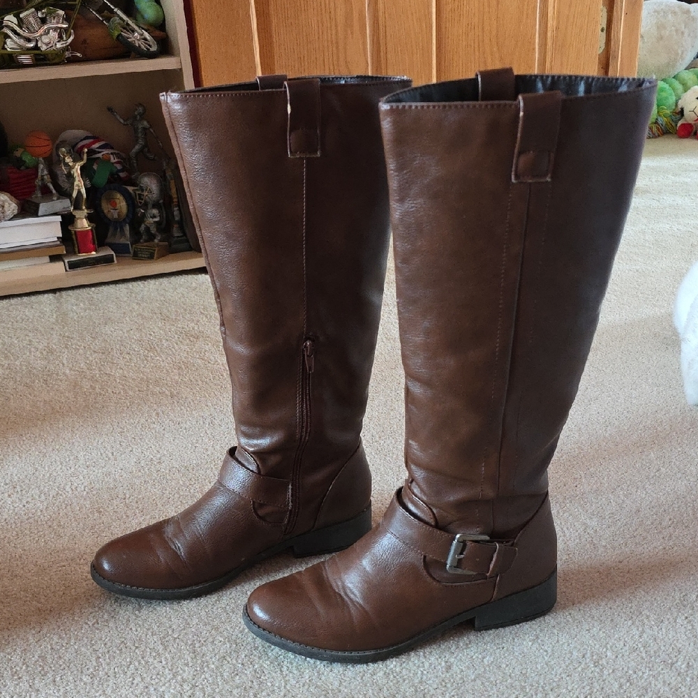 Women's Brown Knee-High Boots
